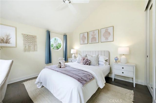 510 S Stoneham Court 102, Long Beach, CA 90803
