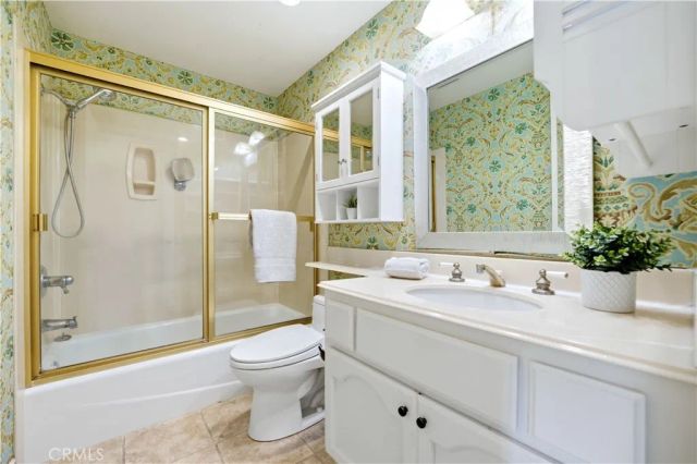 510 S Stoneham Court 102, Long Beach, CA 90803
