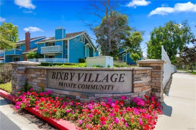 510 S Stoneham Court 102, Long Beach, CA 90803