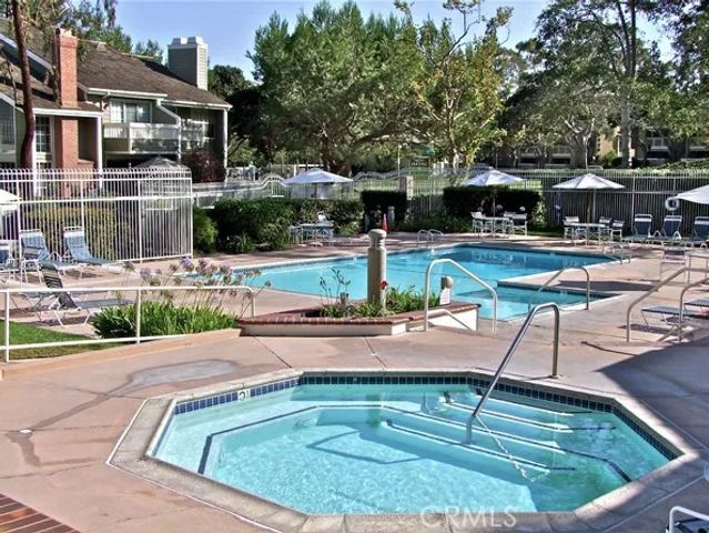 510 S Stoneham Court 102, Long Beach, CA 90803