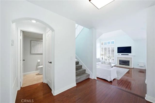 510 S Stoneham Court 102, Long Beach, CA 90803