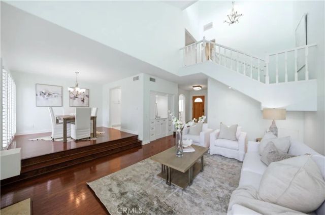510 S Stoneham Court 102, Long Beach, CA 90803