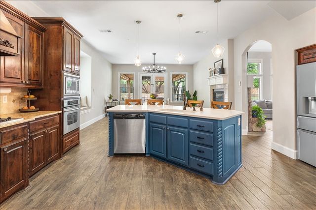 221 Adventus Court, Mansfield, TX 76063