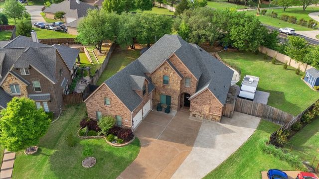 221 Adventus Court, Mansfield, TX 76063