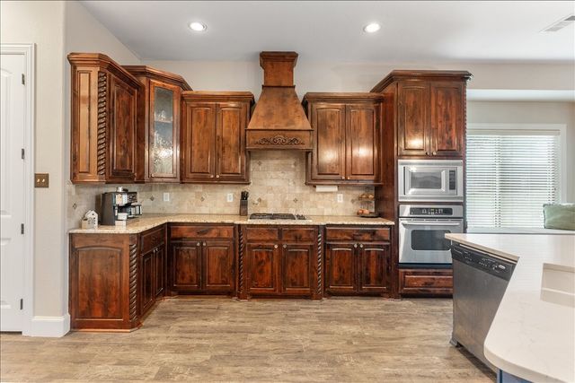 221 Adventus Court, Mansfield, TX 76063