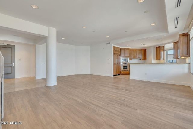 2211 E CAMELBACK Road 409, Phoenix, AZ 85016