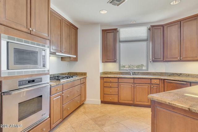 2211 E CAMELBACK Road 409, Phoenix, AZ 85016