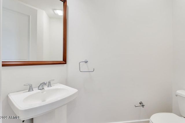 2211 E CAMELBACK Road 409, Phoenix, AZ 85016