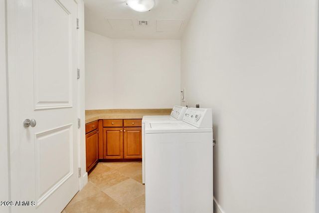 2211 E CAMELBACK Road 409, Phoenix, AZ 85016
