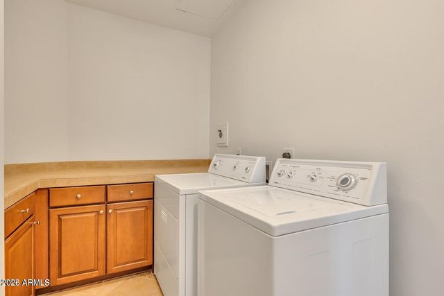 2211 E CAMELBACK Road 409, Phoenix, AZ 85016