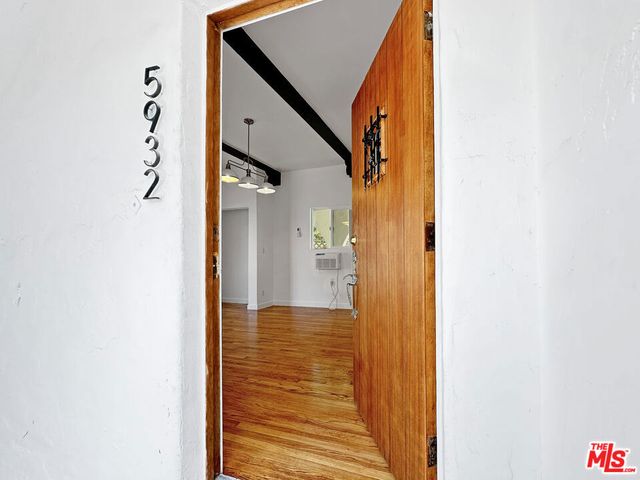 5932 Willoughby Avenue, Hollywood, CA 90038