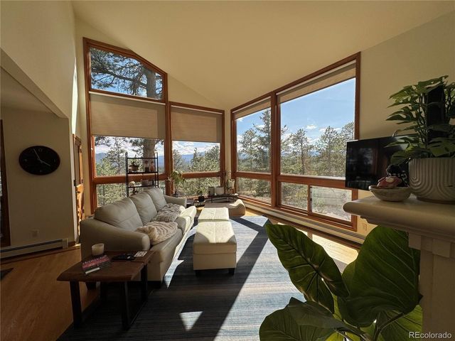 1624 Tamarac Dr, Golden, CO 80401