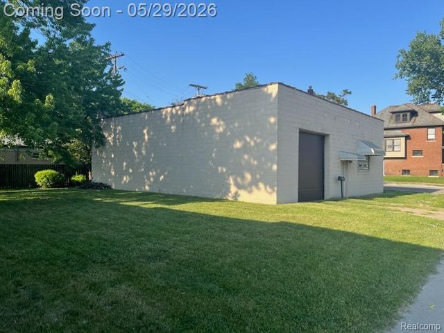 26902 W 7 Mile Road, Redford Charter Township, MI 48240