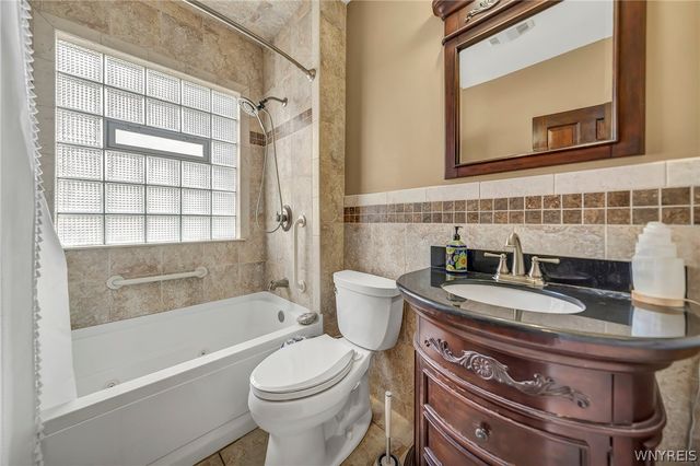 784 Amherst Street, Buffalo, NY 14216