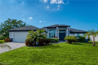 1824 SW 23rd CT, Cape Coral, FL 33991