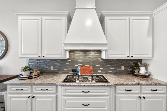 15661 THREE FATHOMS BANK Dr, Corpus Christi, TX 78418