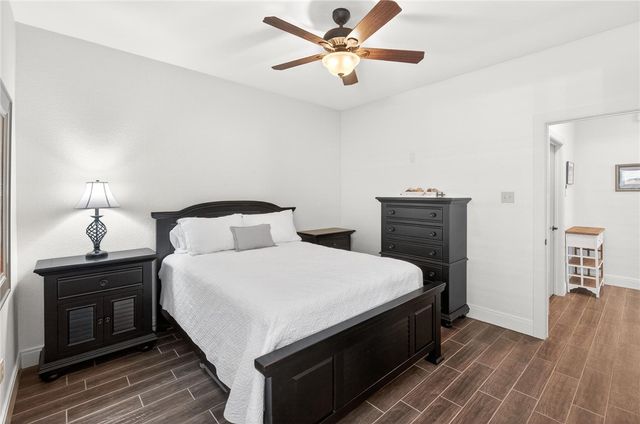 15661 THREE FATHOMS BANK Dr, Corpus Christi, TX 78418