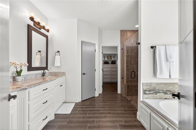 15661 THREE FATHOMS BANK Dr, Corpus Christi, TX 78418