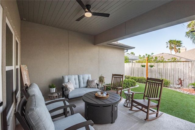 15661 THREE FATHOMS BANK Dr, Corpus Christi, TX 78418