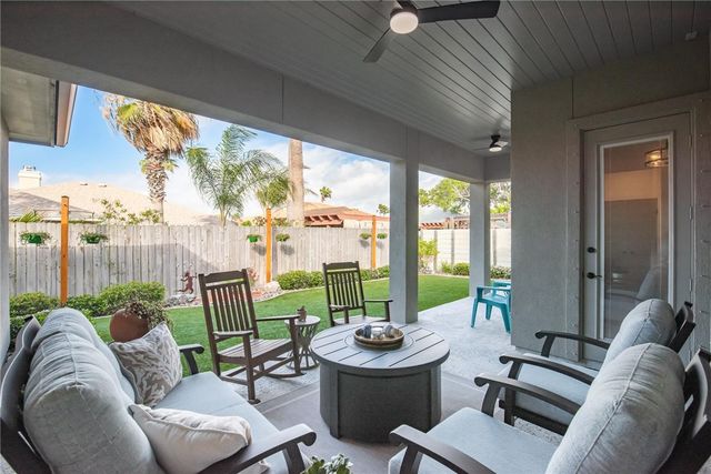 15661 THREE FATHOMS BANK Dr, Corpus Christi, TX 78418