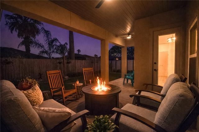 15661 THREE FATHOMS BANK Dr, Corpus Christi, TX 78418