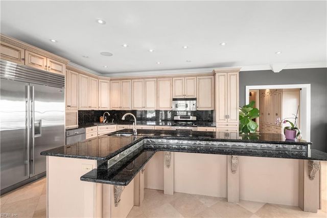 821 Arctic AVE, Virginia Beach, VA 23451