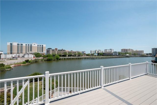 821 Arctic AVE, Virginia Beach, VA 23451