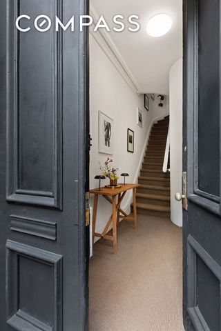 456 W 25th Street, New York City, NY 10001