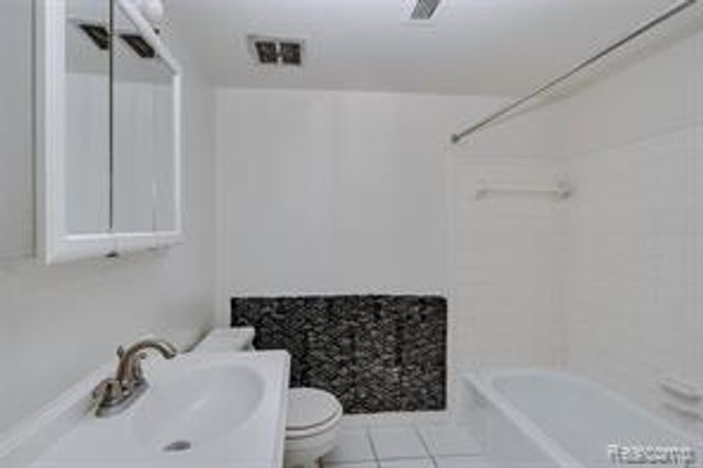 35281 Lewis Street 20, Westland, MI 48185
