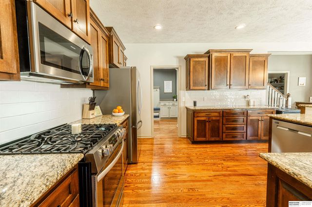 18127 Atlas Street, Omaha, NE 68130