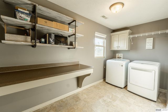 18127 Atlas Street, Omaha, NE 68130