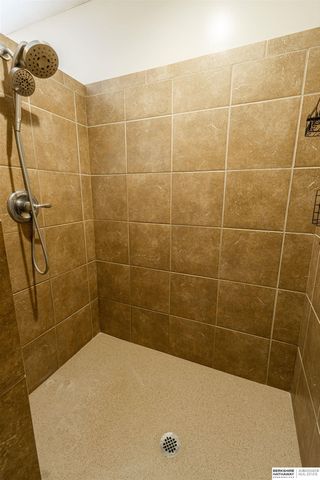 18127 Atlas Street, Omaha, NE 68130