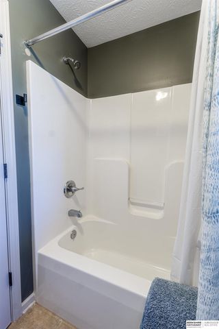 18127 Atlas Street, Omaha, NE 68130