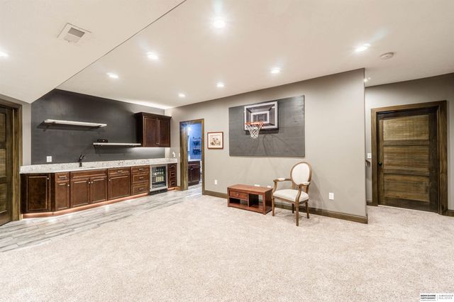 18127 Atlas Street, Omaha, NE 68130