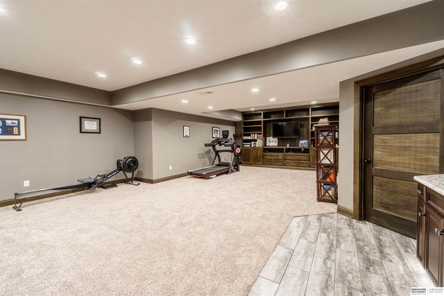 18127 Atlas Street, Omaha, NE 68130