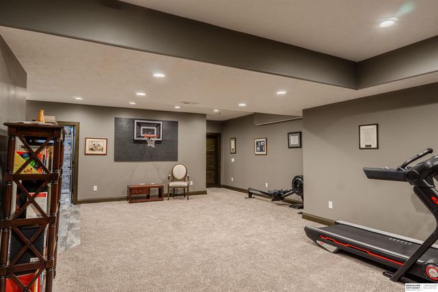 18127 Atlas Street, Omaha, NE 68130