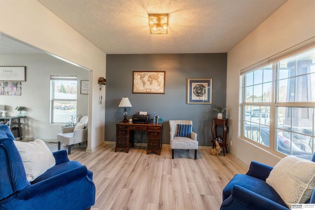 18127 Atlas Street, Omaha, NE 68130