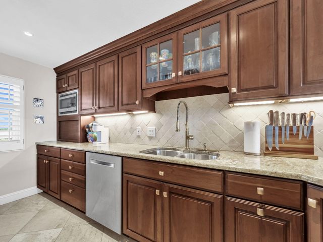 1100 E Highway 98 C703, Destin, FL 32541