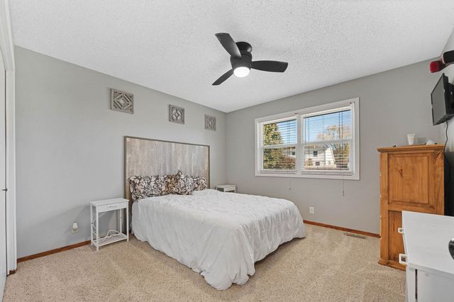 142 Champion St, Haysville, KS 67060