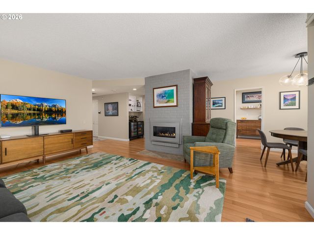 9625 Sw BRENTWOOD Pl, Portland, OR 97224