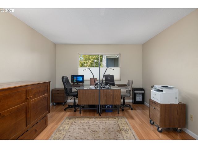 9625 Sw BRENTWOOD Pl, Portland, OR 97224