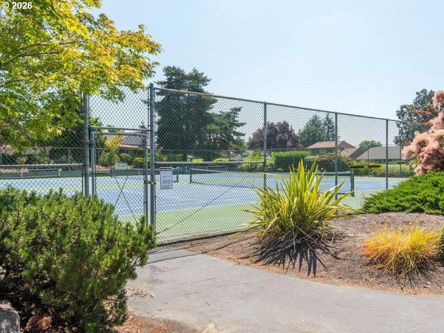 9625 Sw BRENTWOOD Pl, Portland, OR 97224