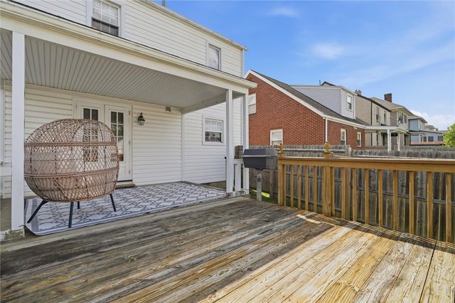 54 Downer Ave, Uniontown, PA 15401