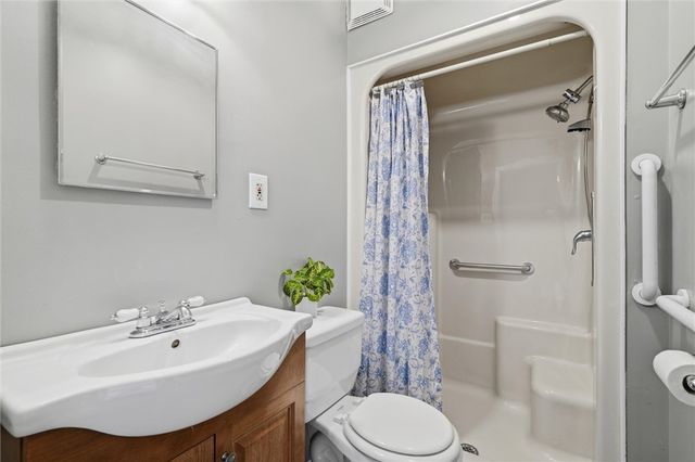 54 Downer Ave, Uniontown, PA 15401