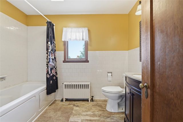 54 Downer Ave, Uniontown, PA 15401