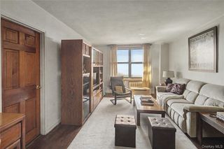 139-15 83rd Ave Ave 703, Briarwood, NY 11435