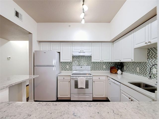 501 S MOODY AVENUE 1139B, Tampa, FL 33609