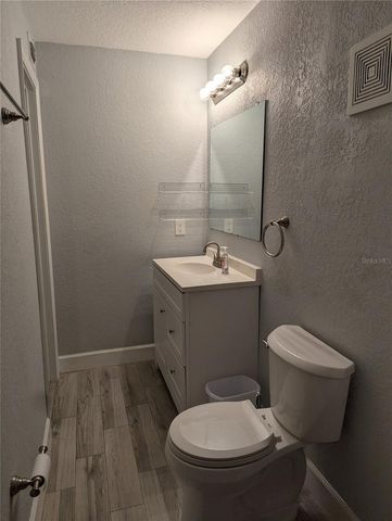 3613 KINGSTON STREET N, St Petersburg, FL 33713