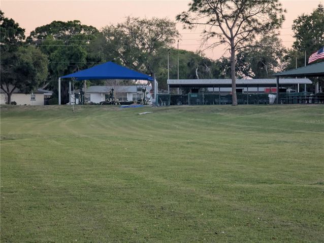 3613 KINGSTON STREET N, St Petersburg, FL 33713