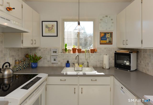 44 Heritage Village A, Southbury, CT 06488